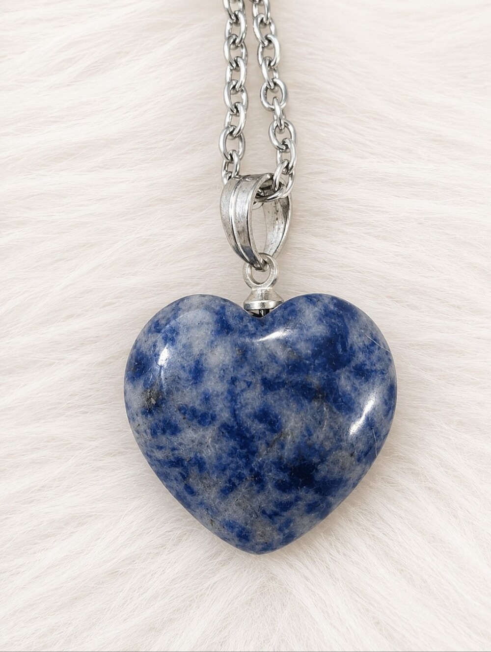 NWT Handmade Sodalite Heart Blue Crystal Pendant Necklace Thinker's Stone Sz 21"